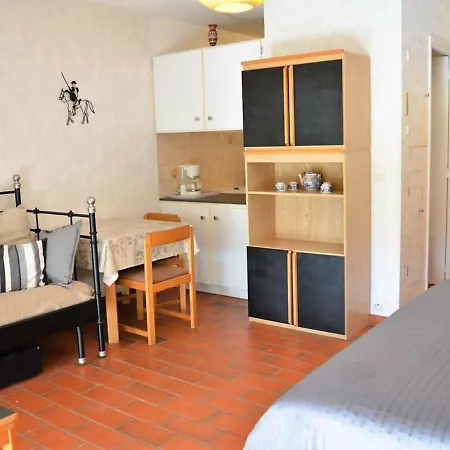 Calme Avec Terrasse Et Parking Au Lavandou - 3 Couchages - Fr-1-251-31 Appartement