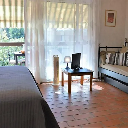Apartment Calme Avec Terrasse Et Parking Au Lavandou - 3 Couchages - Fr-1-251-31 *
